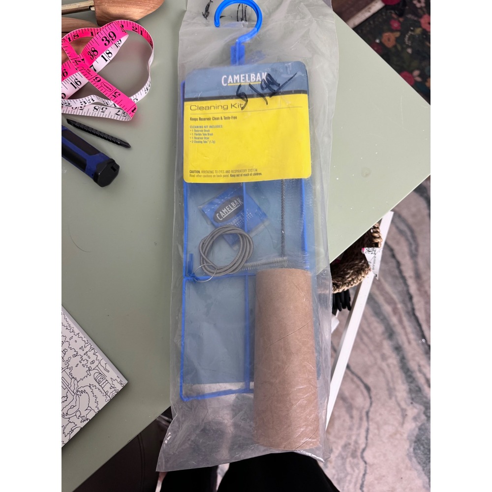 CamelBak Cleaning‎ Kit Reservoir Clean & Taste Free Brushes Cleaning Tabs